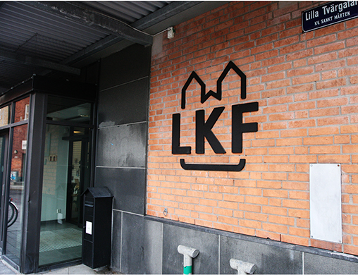 Skylt LKF.