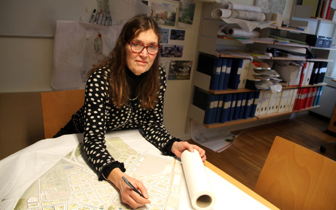 Kerstin Torseke Hultén arbetar som planchef vid Burlövs kommun.