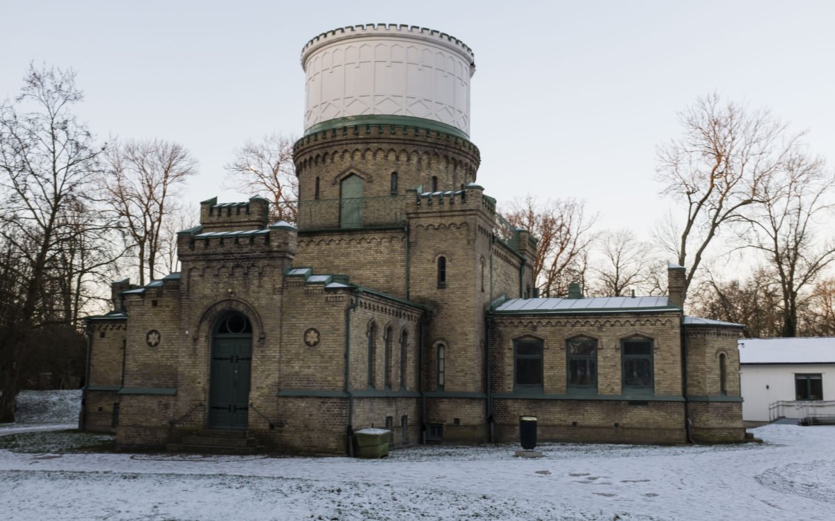 2018. Vad som ska hända det gamla observatoriet i Stadsparken har stötts och blötts av lokalpolitikerna - men något beslut är inte fattat.