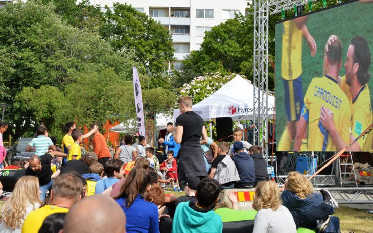 600 personer i Riddarparken såg Sverige vinna premiärmatchen mot Sydkorea i fotbolls-VM.