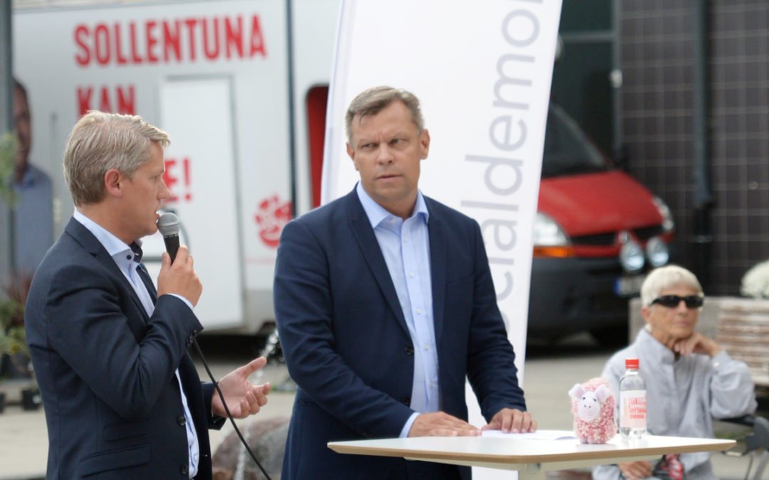 Henrik Thunes (M) och Joakim Jonsson (S) har olika syn på bostadspolitiken i Sollentuna.