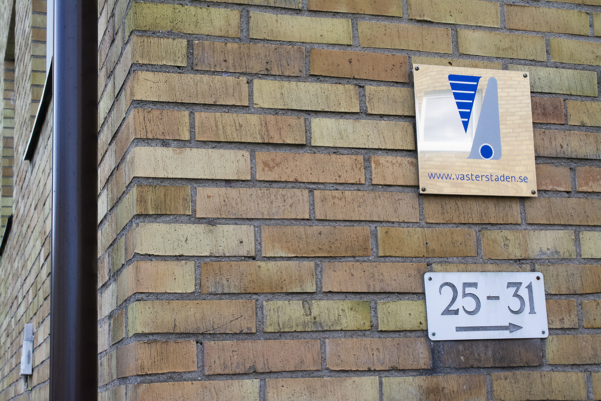 Västerstaden förvaltar 3 200 lägenheter i Västsverige. Drygt 1 600 av dem ligger i Göteborg. Här finns även huvudkontoret.