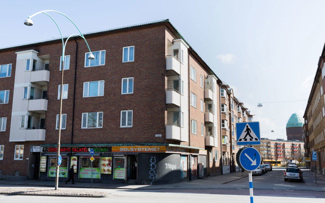 Byggnaden i hörnet mellan Södra Förstadsgatan och Sigtunagatan i Malmö.