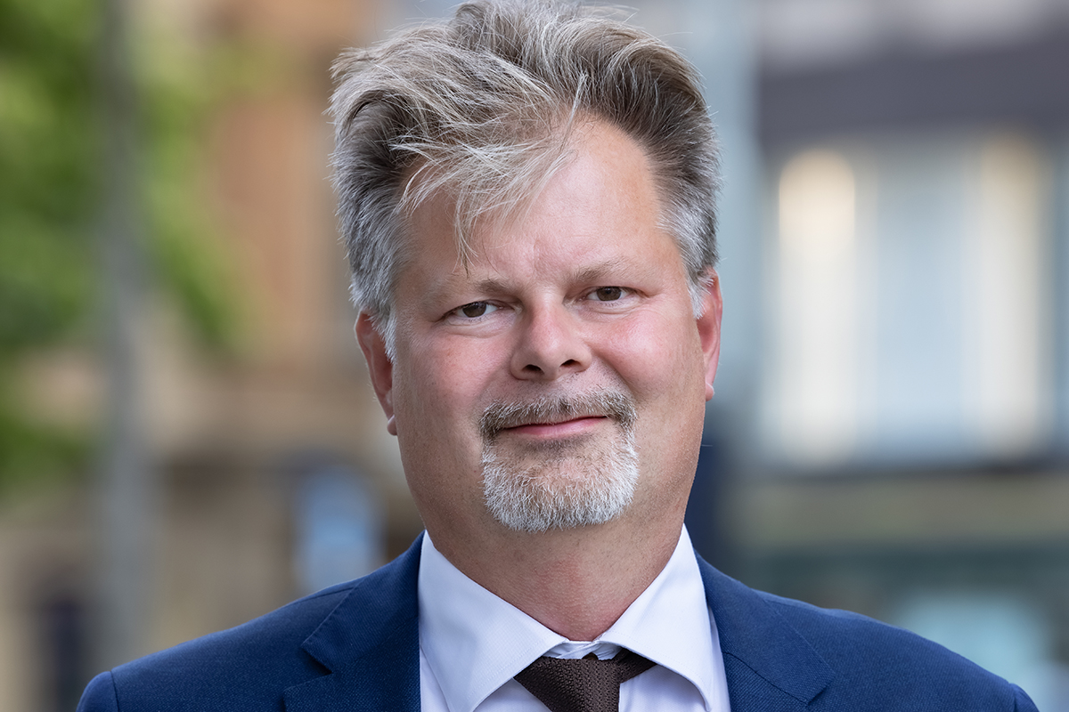 Axel Josefson från Moderaterna är kommunstyrelsens ordförande i Göteborg.