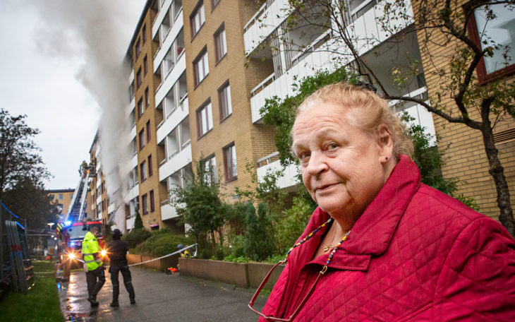 Anja Almén i Annedal tidigt på morgonen när en bomb hade exploderat i hennes hus.