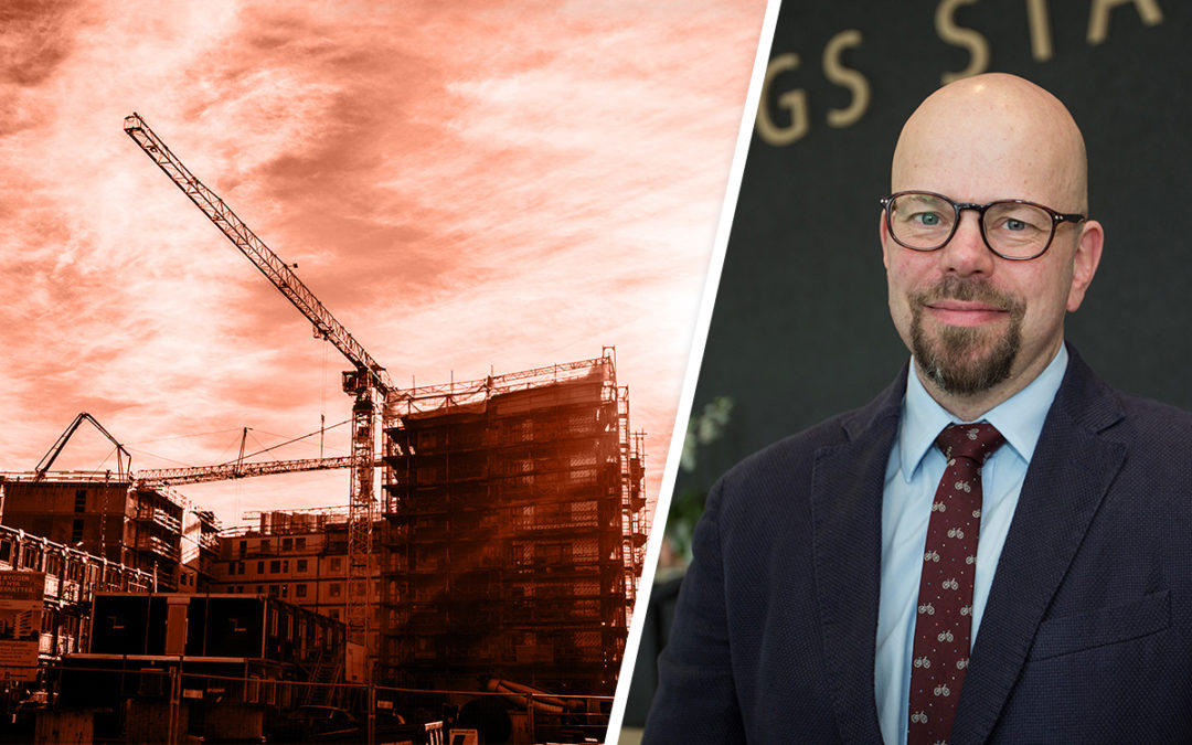 Peter Schilling tycker att kommunerna borde ta ett gemensamt ansvar för bostadsförsörjningen