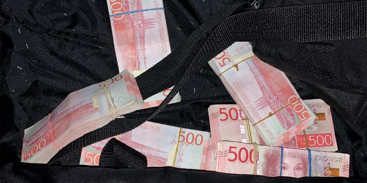 Pengar från prsotistution som polisen tagit i beslag