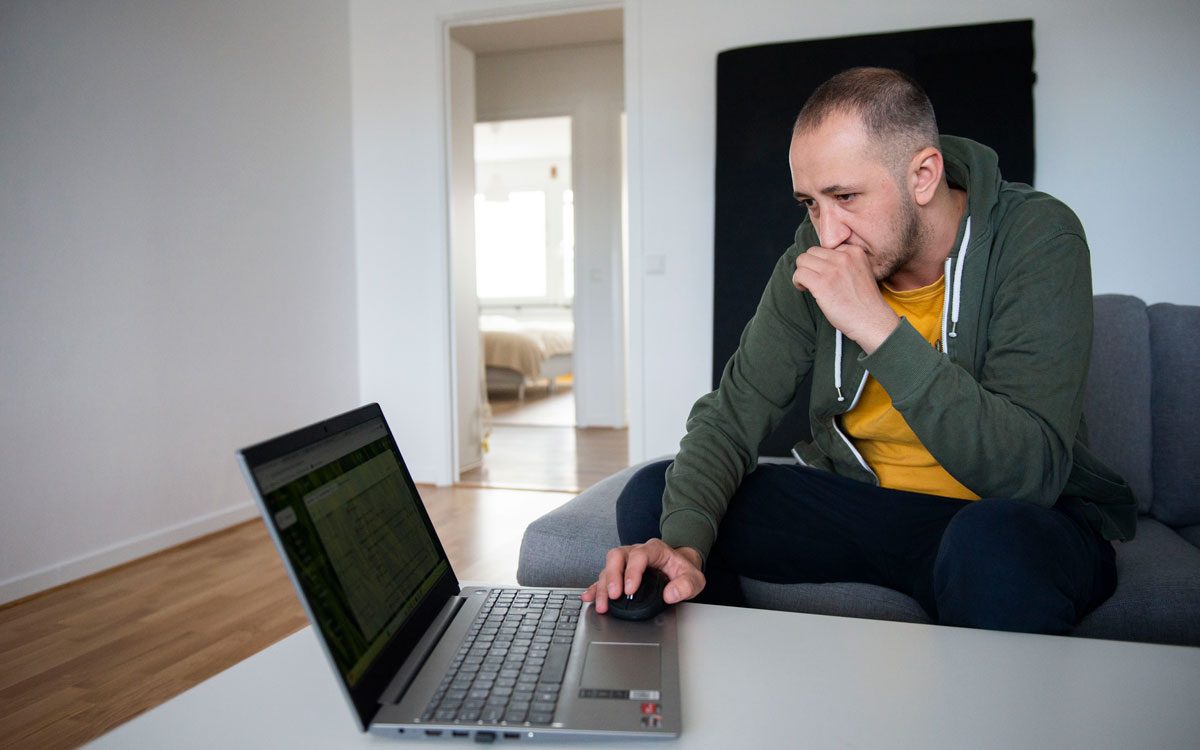 Nicholas Moga, hyresgäst hos det kommunala bostadsbolaget Burlövsbostäder i Arlöv.