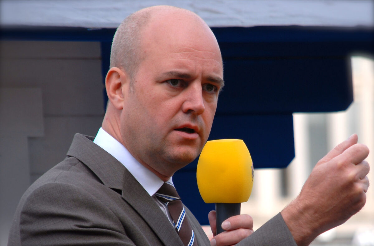 Statsminister Fredrik Reinfeldt i valrörelsen 2010.
