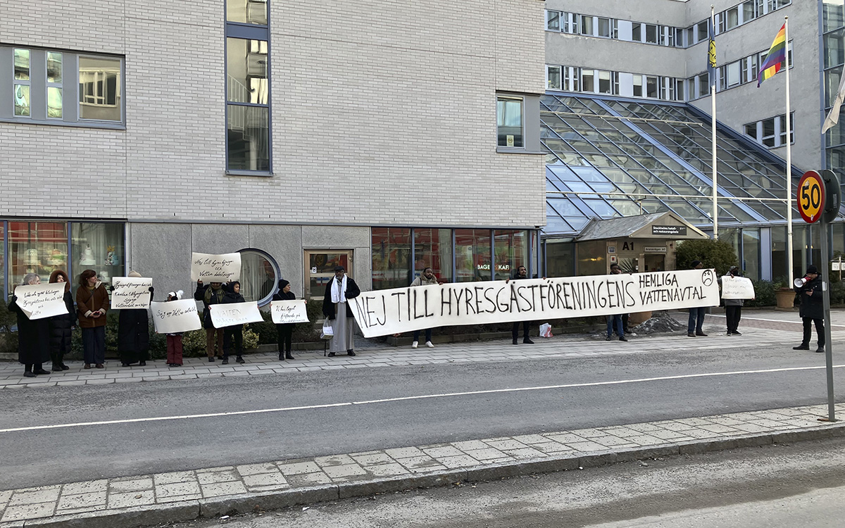 Demonstration mot Hyresgästföreningens vattenavtal med Victoriahem