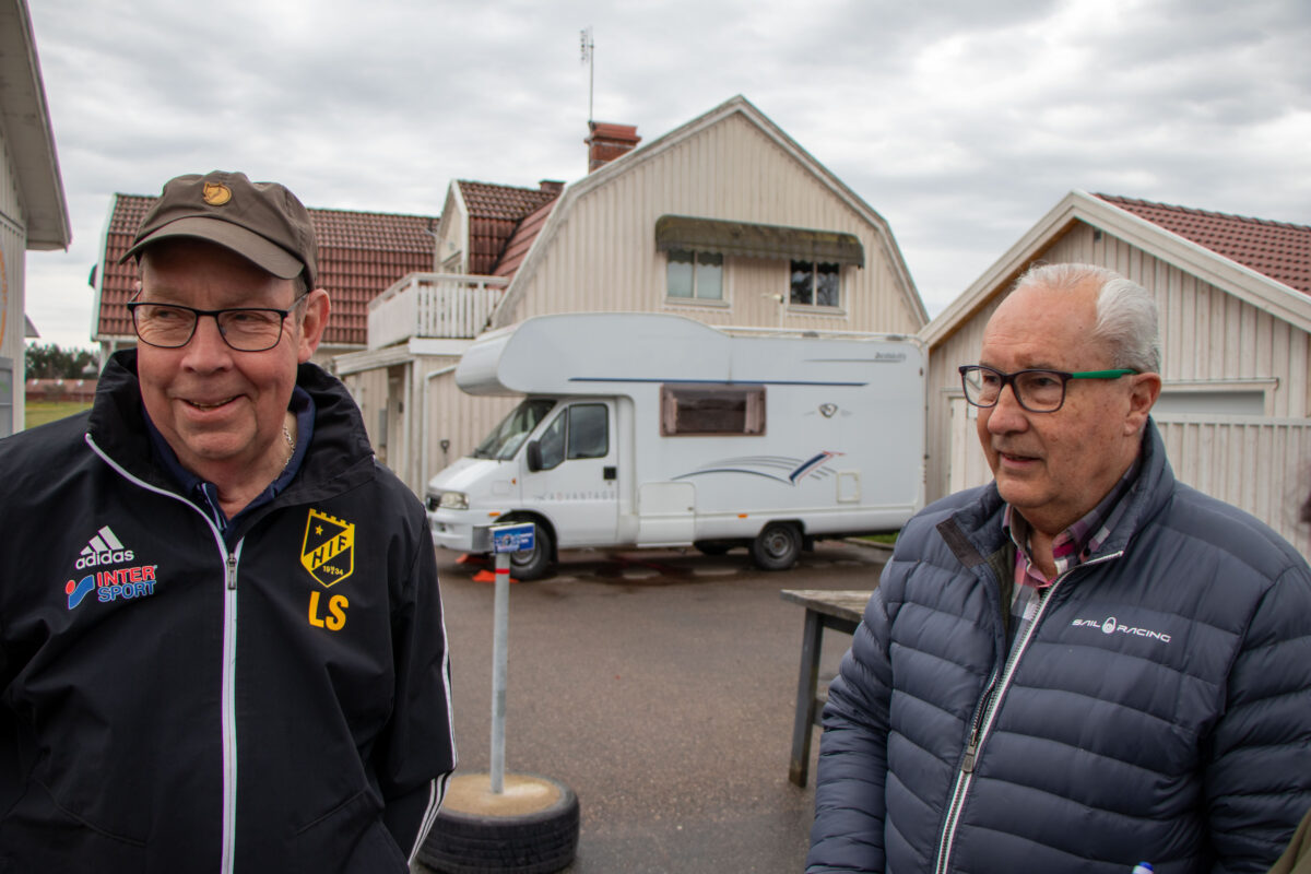 Leif Strid och Hasse Haraldsson i Fåglum utanför Nossebro i Essunga kommun. 