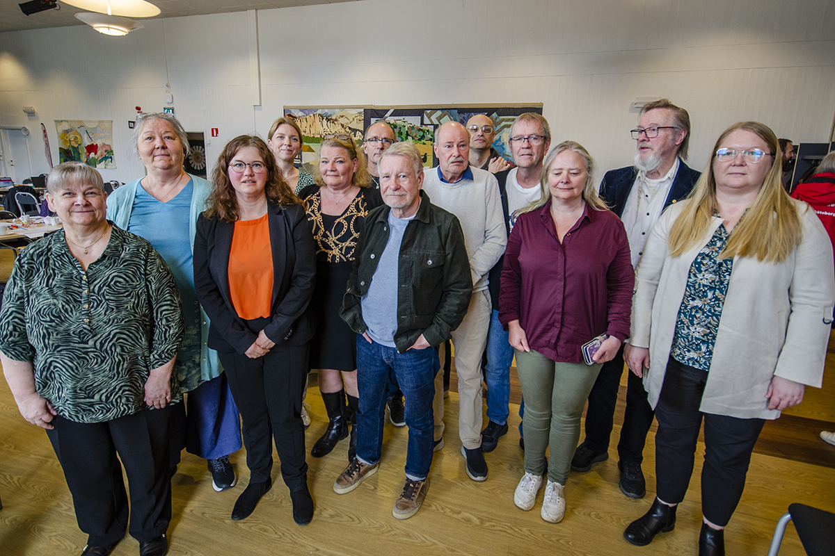 Nuvarande regionstyrelse, från vänster: Lisbeth Norberg, Marie Nordin, Pamela Möller-Ajani, Matilda Yvede, Helene Calner, Stefan Lagholm, Ronny Bengtsson (ordförande), Lars Lövström, Gonzalo Cifuentes Valdés, Stanley Haag, Britt Dagoberth, Jan-Eric Theander och Camilla Lindfors.