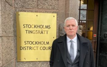 Juristen Lars Olofsson stämmer Facebook, men står nu själv åtalad för bokföringsbrott.