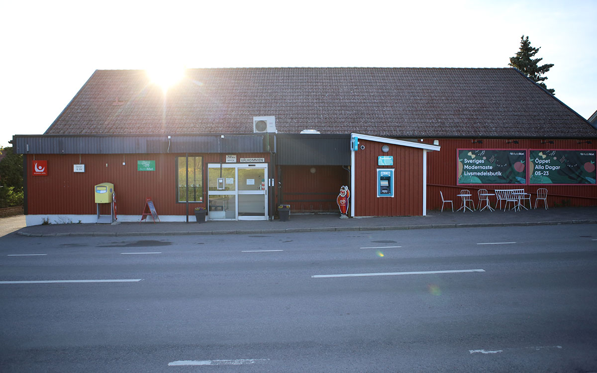 Den byaägda butiken på södra Öland.
