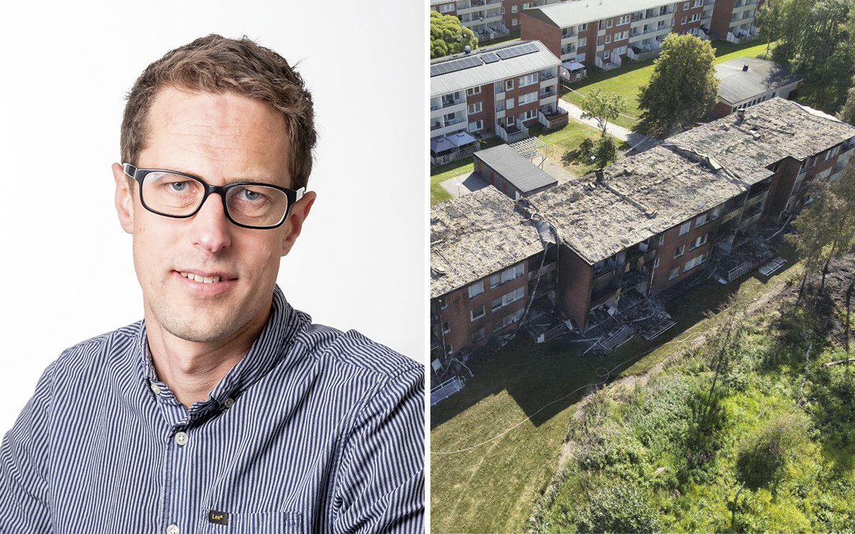 Tvådelad bild. T v: Porträtt på Johan Lindbom i kortklippt mellanblont hår, glasögon med mörka bågar och blå och vitrandig skjorta, mot vit bakgrund. Till höger ett foto på det branddrabbade huset på Stormyravägen i Hudiksvall uppifrån. Branen spreds snabbt när den tog sig upp på vinden. Ingen vet hur vanligt det är med bostadshus där vinden saknar ordentliga brandceller.