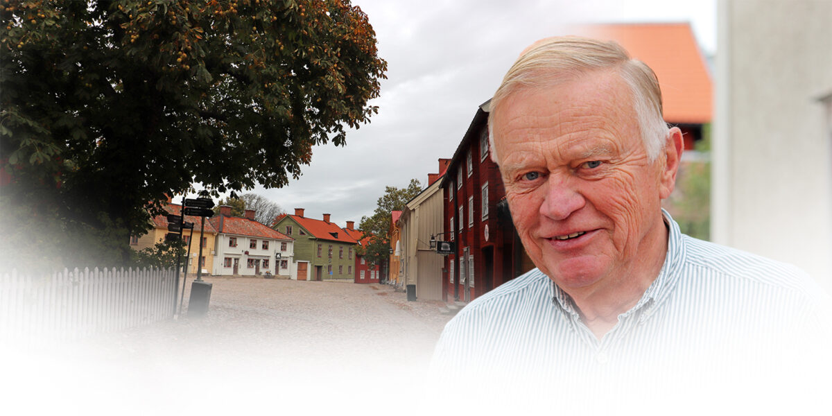 Det skulle bli Östergötlands Skansen, men det höll på att gå tokigt. ”Vi råkade tappa ett hus”, berättar historikern och författaren Gunnar Elfström.