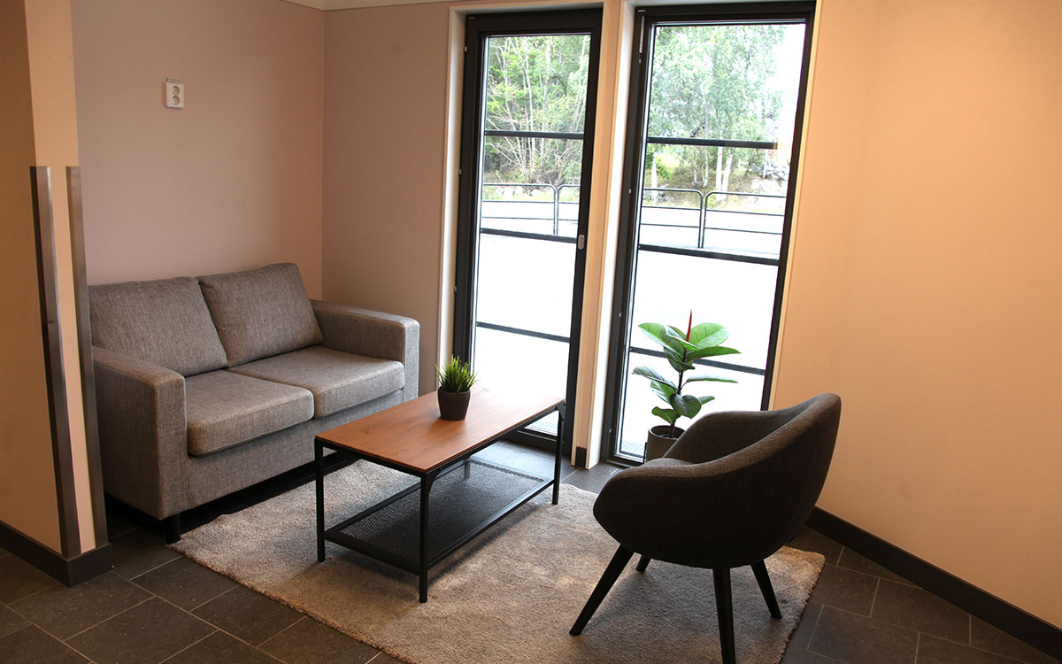 Kommunen vill att fastighetsägaren Allfadern Ekilla lägger om verksamheten till permanenta bostäder.