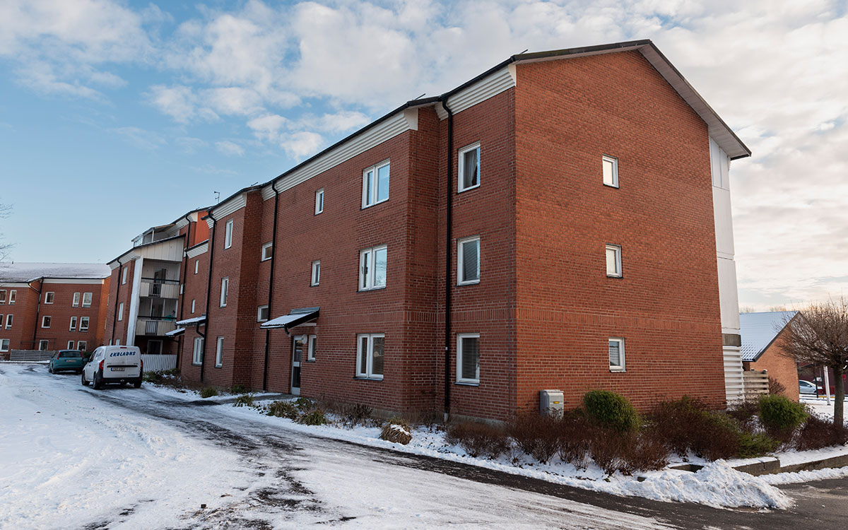 Helsingborgshems hyresfastighet på Nils Kaggs gata i stadsdelen Pålsjö Östra i Helsingborg.