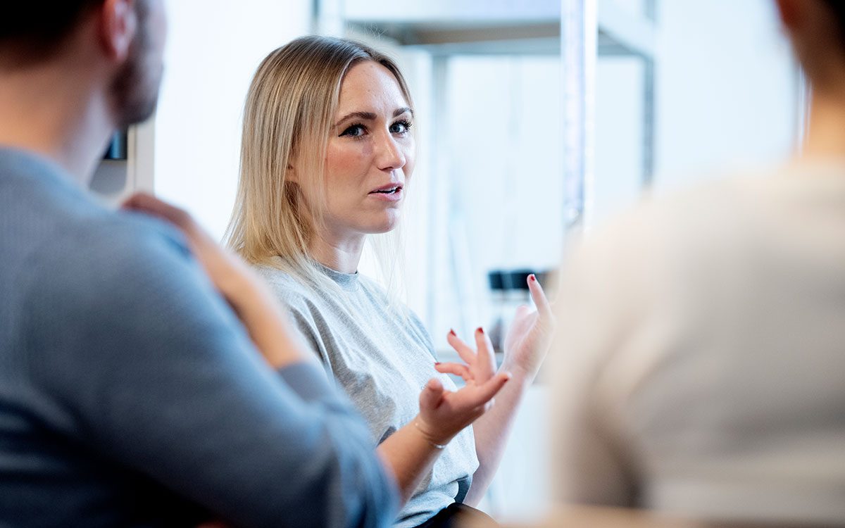 Maja Åstrand, drabbad av vägglöss, har nu uppfunnit en maskin som jagar lössen.