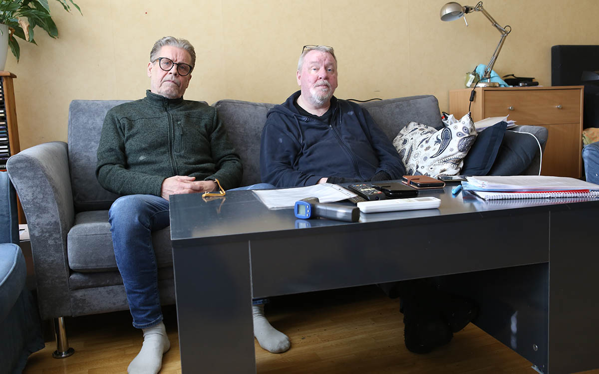 Hyresgästerna Tony Holmér och Mats Hedqvist i Södertälje.
