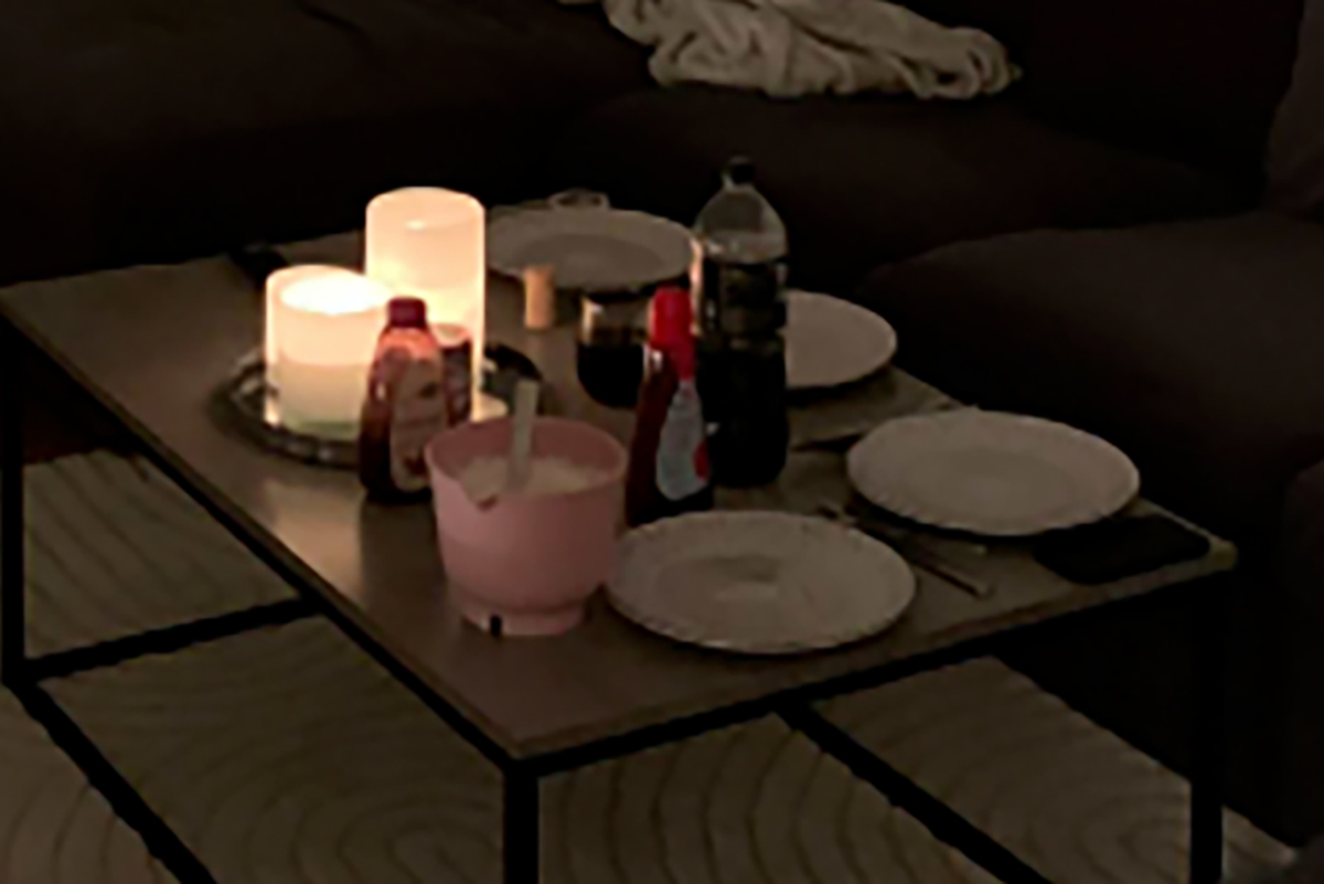 Polisen klev in mitt i våffelkalaset.