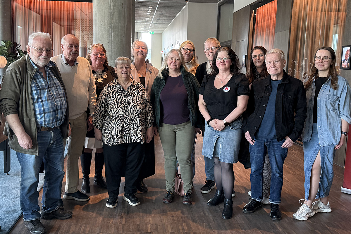Den nya styrelsen för Hyresgästföreningen region Västra Sverige: Jan Linde (ersättare), Lars Lövström, Helene Calner, Lisbeth Norberg, Marie Nordin, Britt Dagoberth, Pia Fridström (ersättare), Stanley Haag, Pamela Möller-Ajani, Kamilla Arvidsson, Ronny Bengtsson (ordförande) och Karolina Zirlyte.