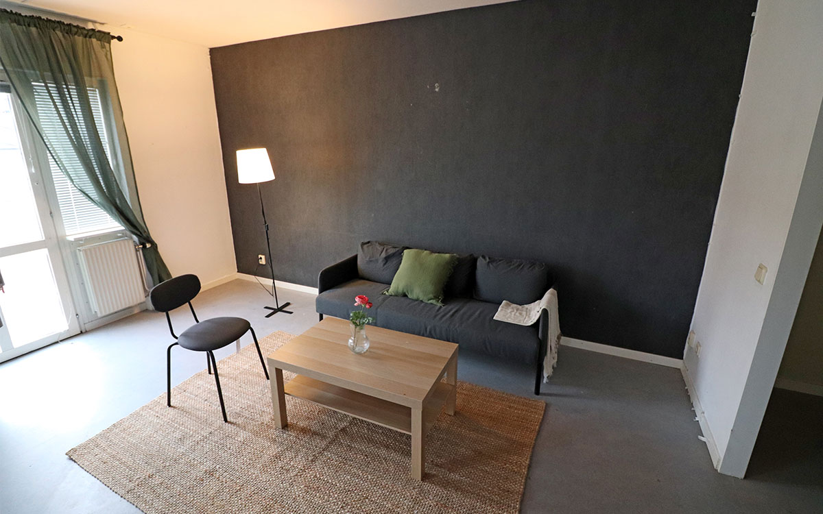 Det finns 25 fasta boendeplatser och åtta akutplatser. Så här är en typisk lägenhet inredd. 