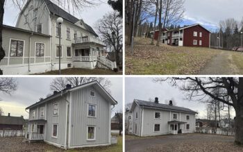 Fyrdelad bild. Ö t v huvudbyggnaden i den historiska bergmansgården, i gråmålat trä med vita detaljer, ö t h: rödmålat trähus med vita knutar från 1990, n t v och n t h: gråmålade sidobyggnader i trä som är en del av bergmansgården. Ett antal av AB-hems hyreshus i Kopparberg skulle tvångssäljas av Kronofogden 8 september, men auktionen har nu ställts in.