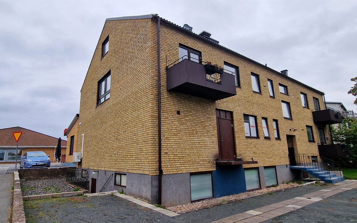 Marianne Thörnberg hade bott i lägenheten på Torggatan 1 i Bodafors i 20 år när den nya hyresvärden tog över. Både Marianne och hyresvärdens representanter har avböjt att vara med på bild.