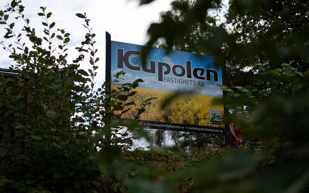 Plockar ner snart ner skylten. Kupolen blir Perstorpsbostäder.