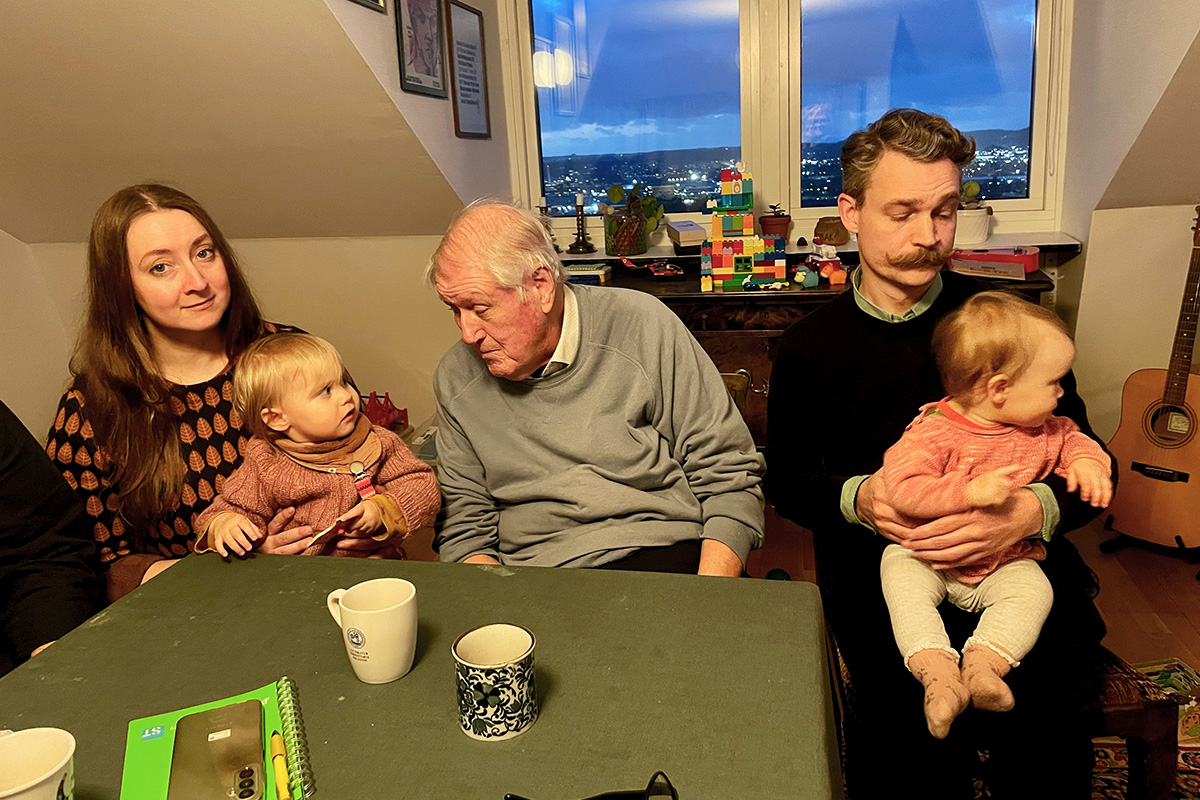 Mångårige hyresgästen Ralph Håkansson är beroende av bostadsbidrag för att kunna bo kvar. Även för Agnes Brogeby och Dennis Anderssons familjer skulle en hyreshöjning på 29 procent bli högst kännbar.